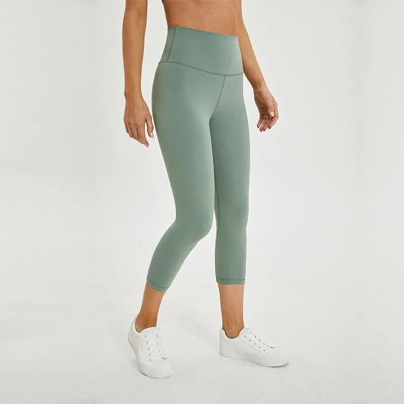 STREAM Capri Leggings