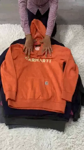 Vintage Carhartt hoodies & sweatshirts-18 pieces